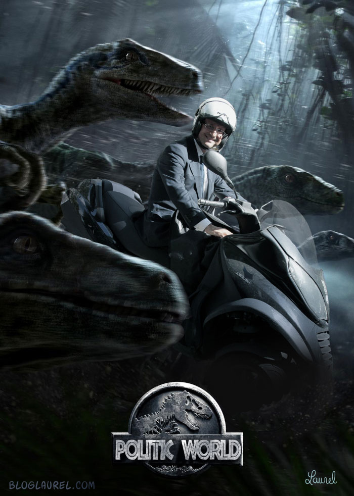François Hollande sur son scooter, clin d'oeil à l'affiche de Jurassic World. Les raptors ont pour nom Ségolène, Valérie et Julie. 